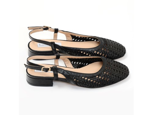 Ballerine slingback in simil pelle con tomaia bucherellata