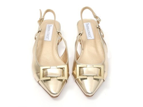 Ballerine slingback in simil pelle con dettaglio sulla punta