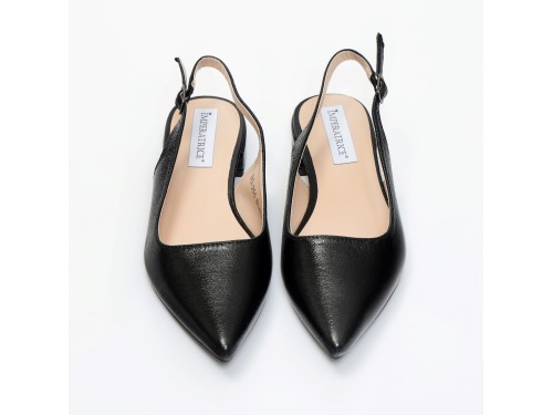 Ballerine slingback in simil pelle verniciata