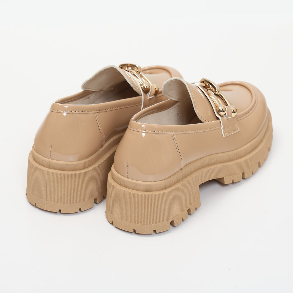 Mocassini platform in simil pelle verniciata con dettaglio color oro- Art.R11