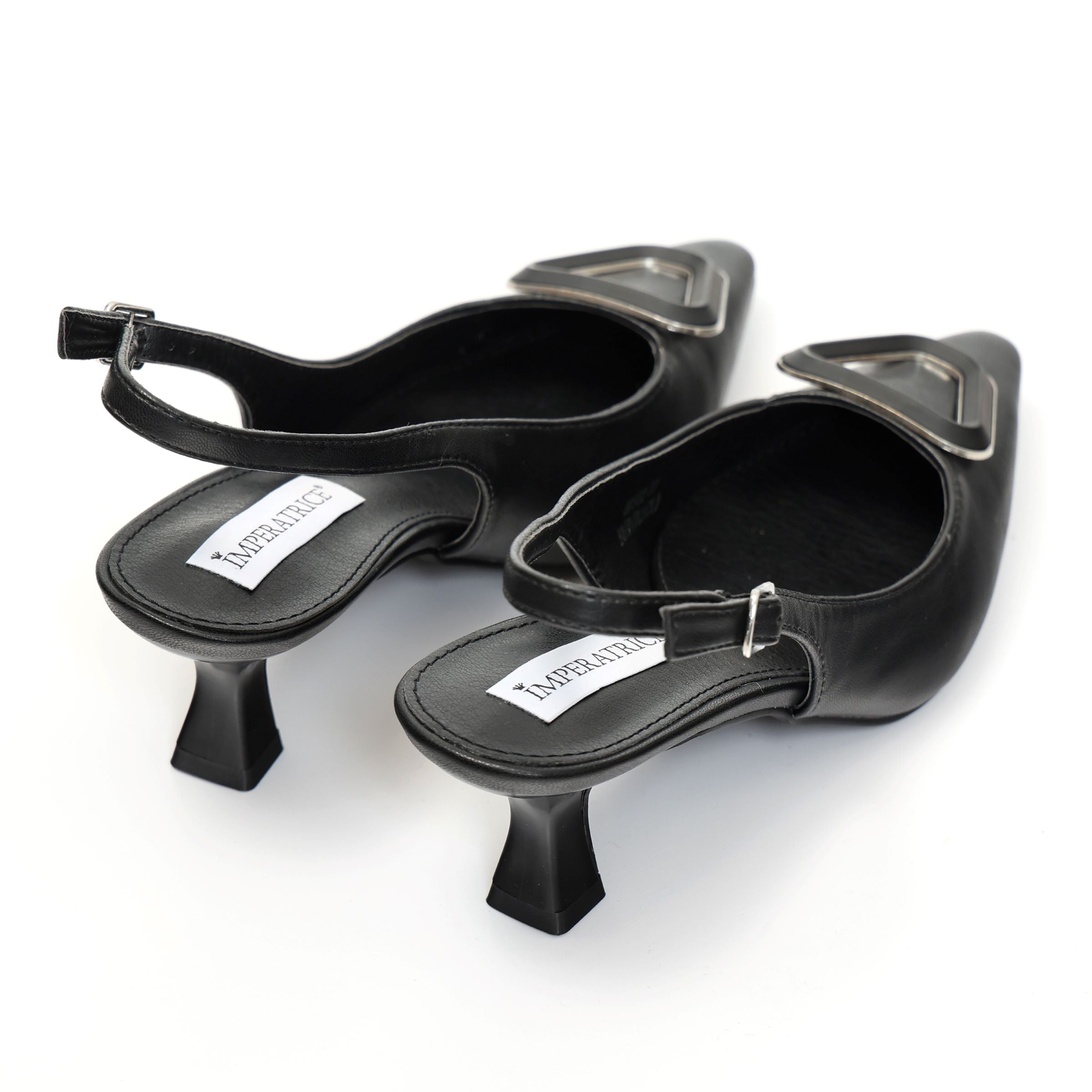 Dècolletè slingback con tacco basso a rocchetto e dettaglio sulla punta- Art.BK562