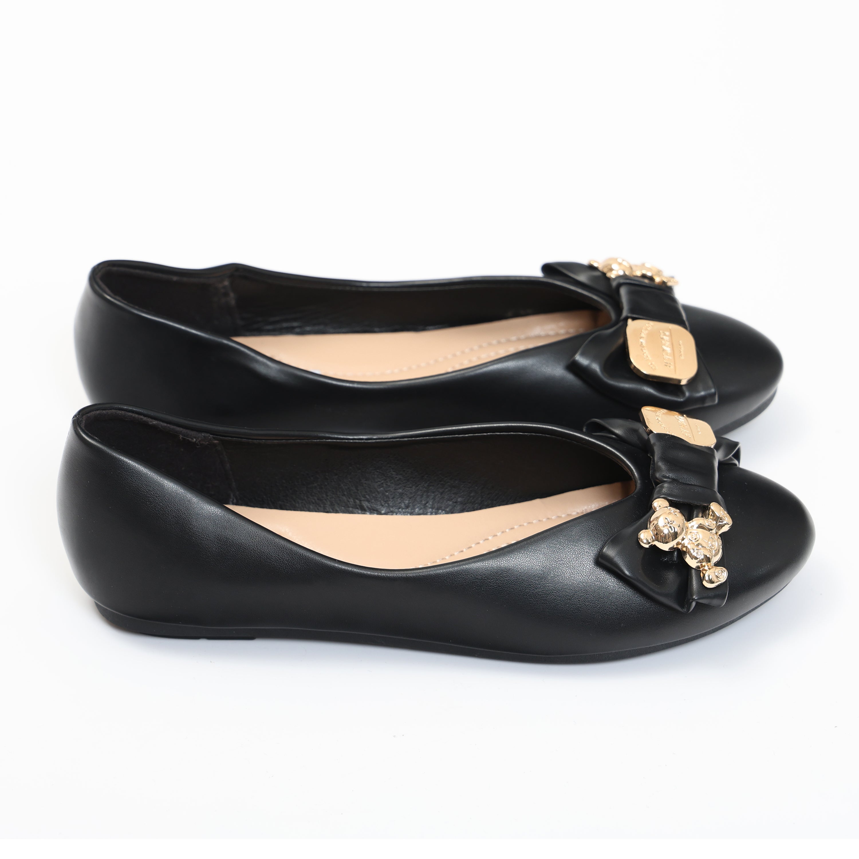 Ballerine in simil pelle con fiocco e dettagli color oro sulla punta- Art.QQ28