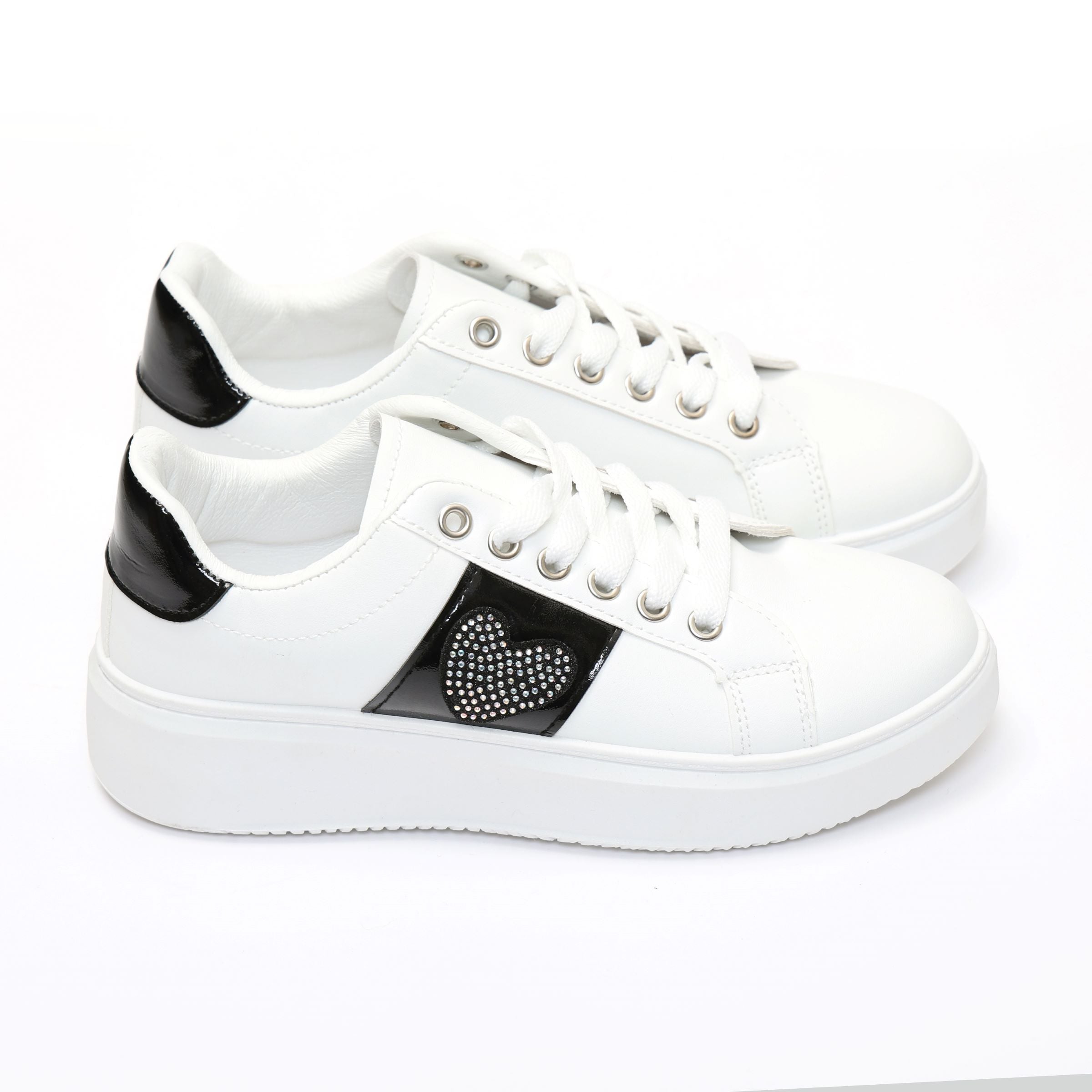 Sneakers in simil pelle con dettaglio strass- Art.BK514