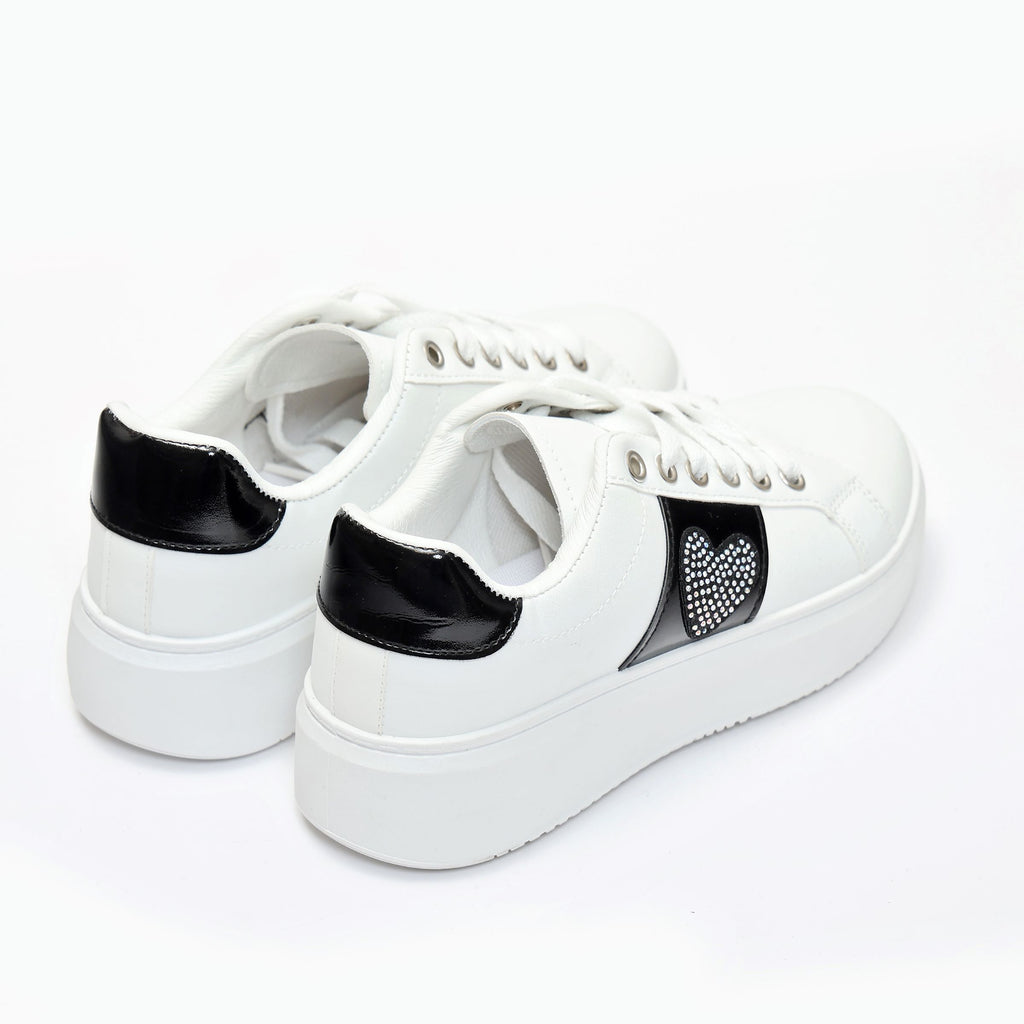 Sneakers in simil pelle con dettaglio strass- Art.BK514