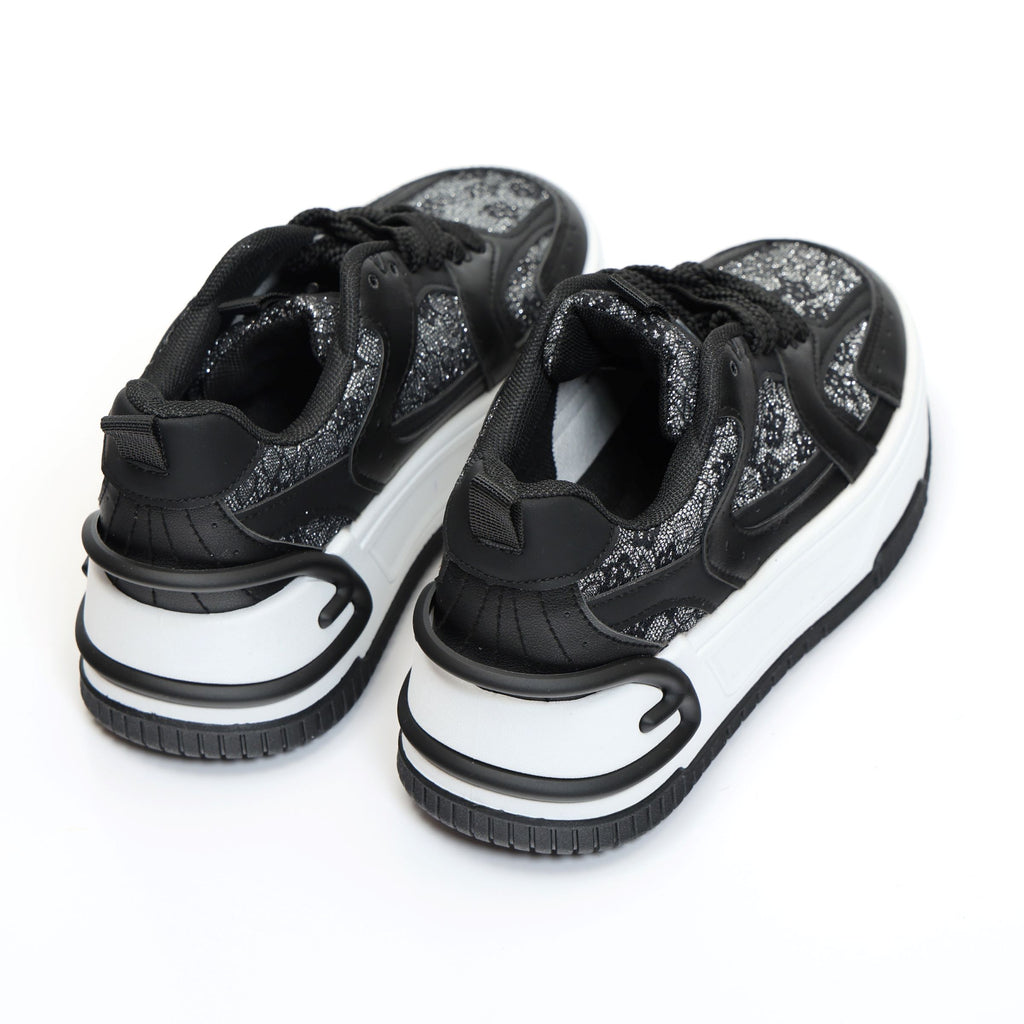 Sneakers in simil pelle platform con dettagli brillantinati- Art.A115