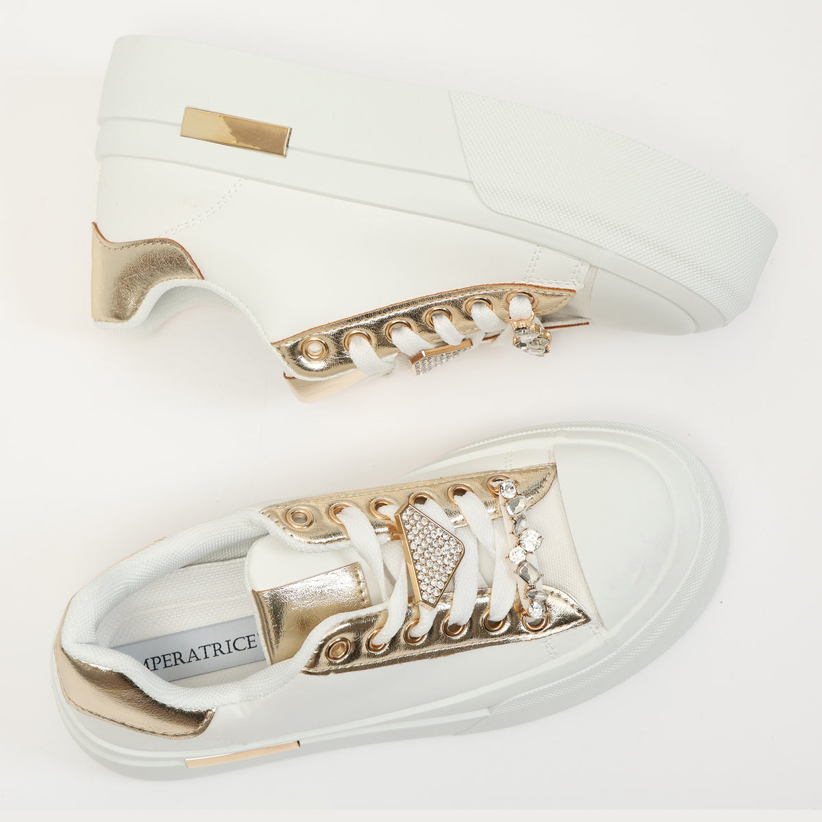 Sneakers in simil pelle con dettagli gioiello- Art.SP532
