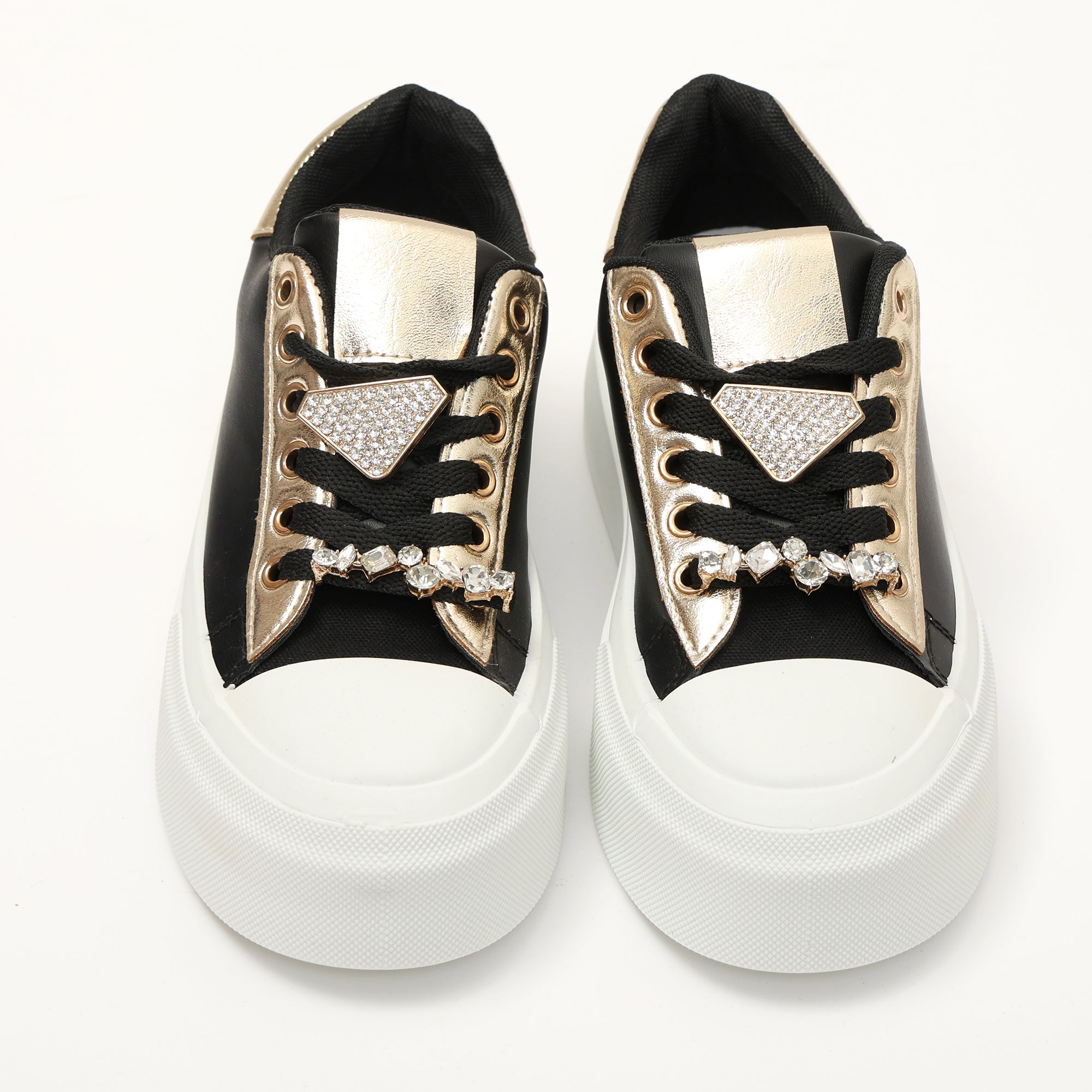 Sneakers in simil pelle con dettagli gioiello- Art.SP532