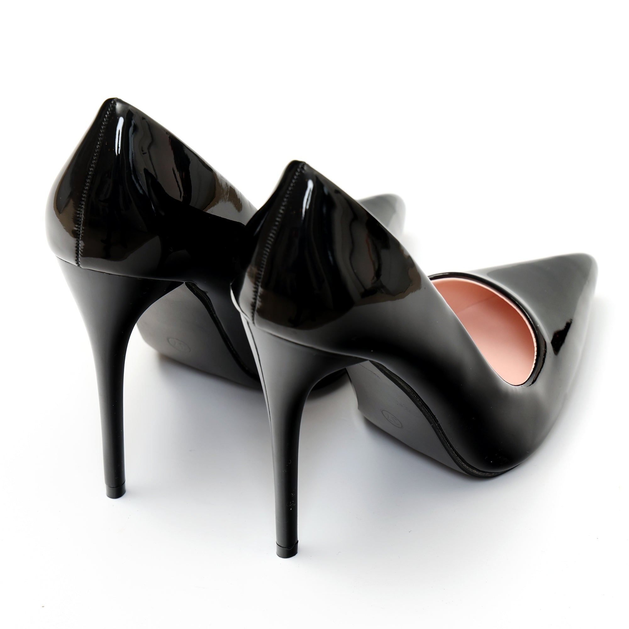 Dècolletè pumps in simil pelle verniciata con tacco a spillo- Art.BO108