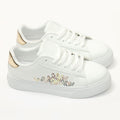 Sneakers in simil pelle con ricamo laterale- Art.BK513
