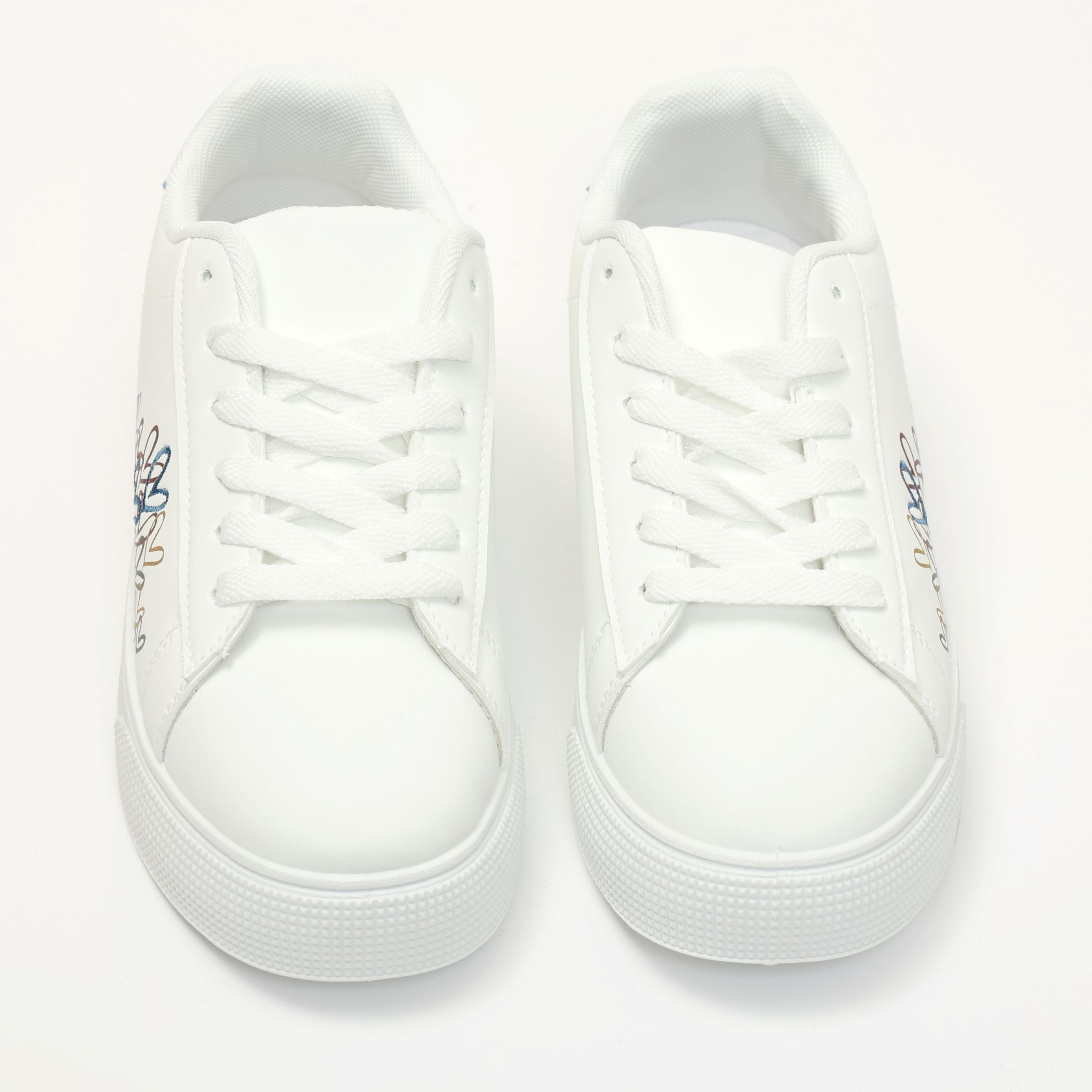 Sneakers in simil pelle con ricamo laterale- Art.BK513