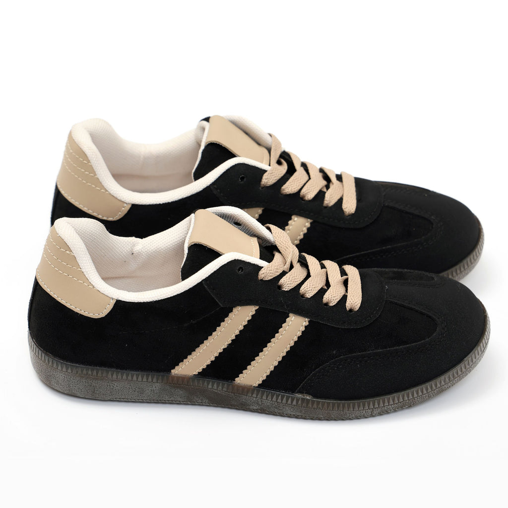 Sneakers in simil pelle scamosciata- Art.A108