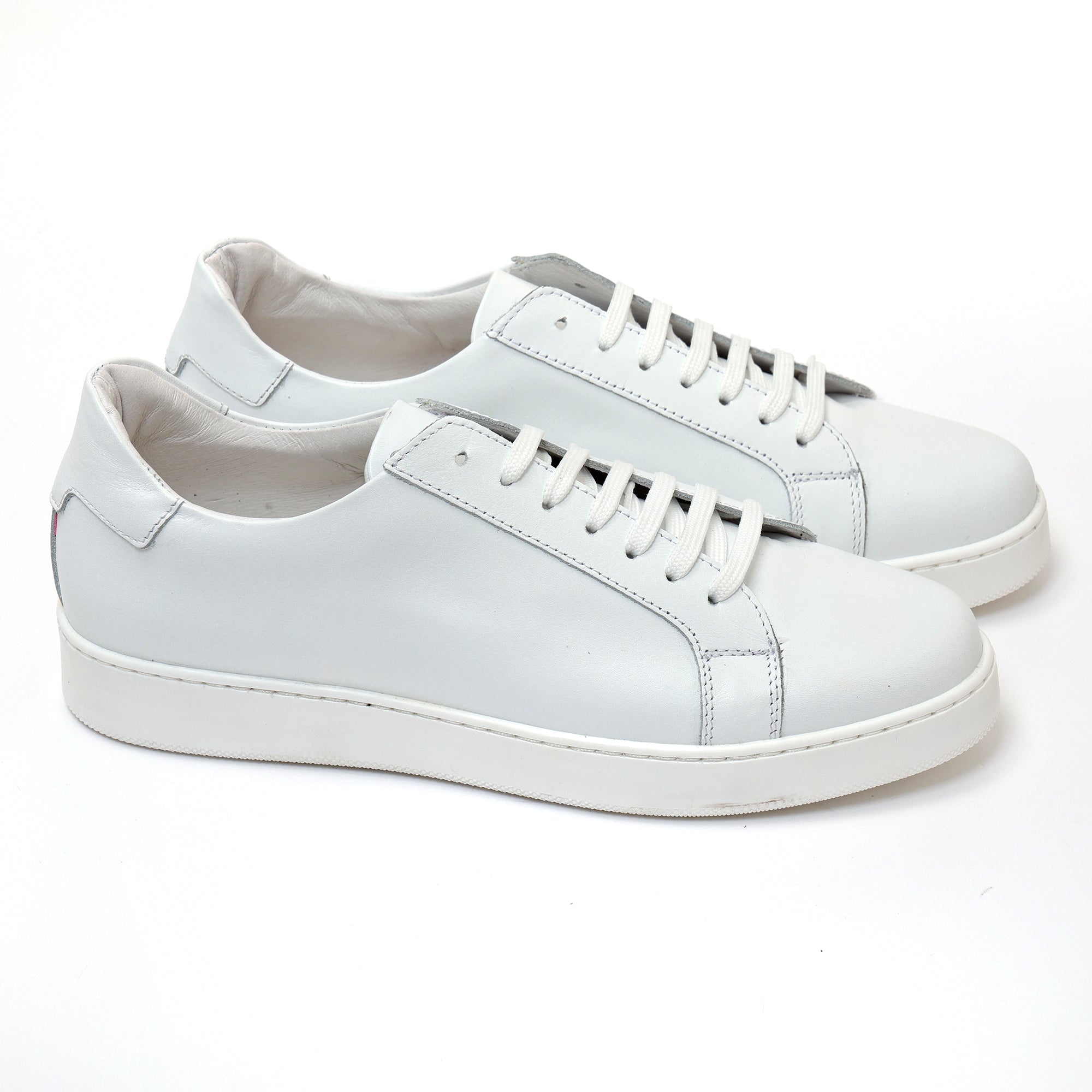 Sneakers stringate in pelle di vitello-Art.F18FDOGOMMAVITELLO