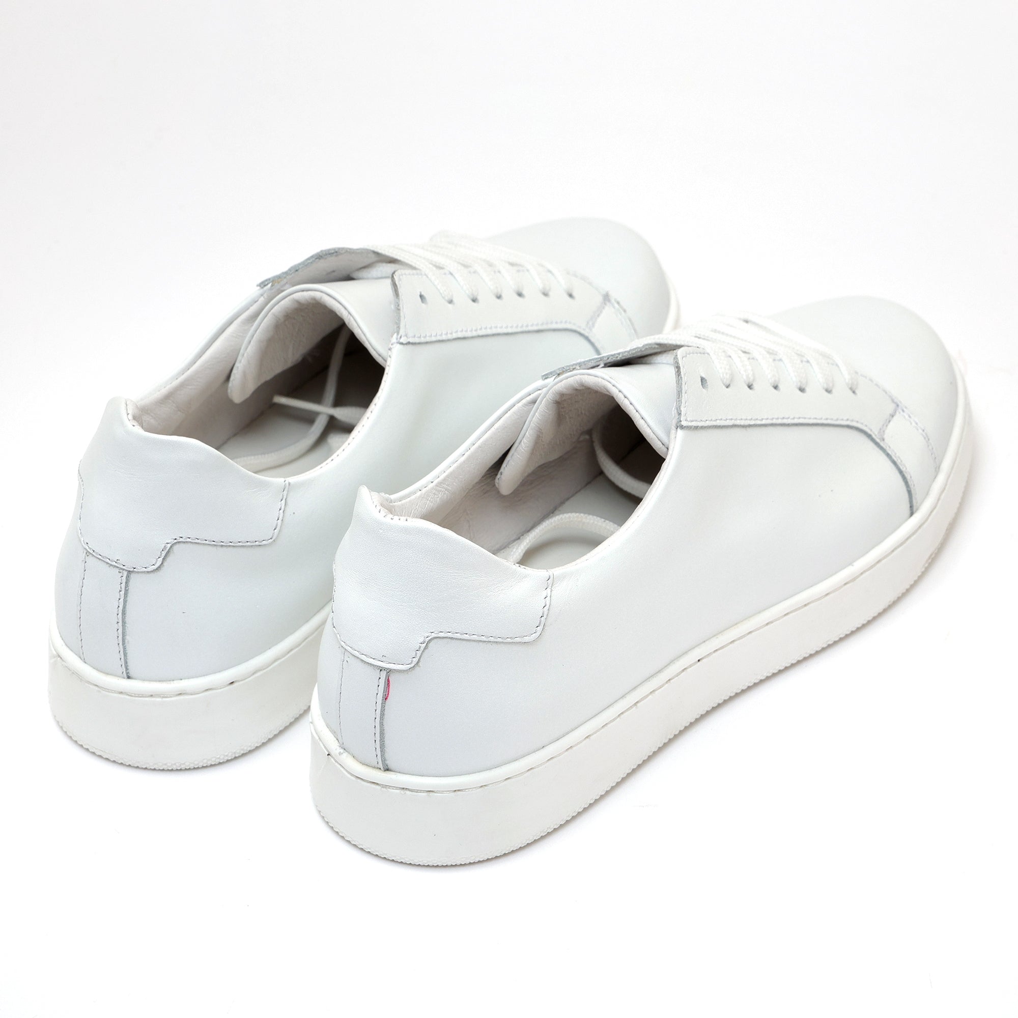 Sneakers stringate in pelle di vitello-Art.F18FDOGOMMAVITELLO