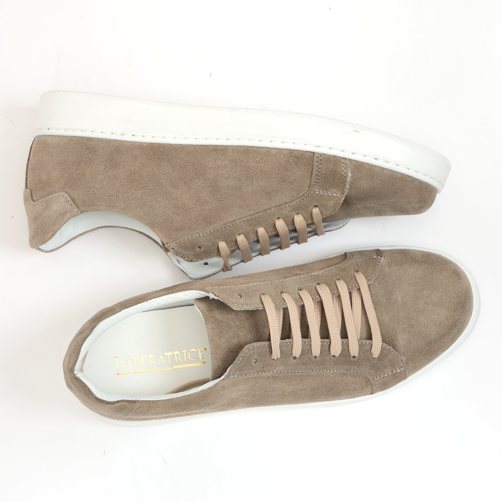 Sneakers stringate in camoscio-Art.F18FDOGOMMACAMOSCIO
