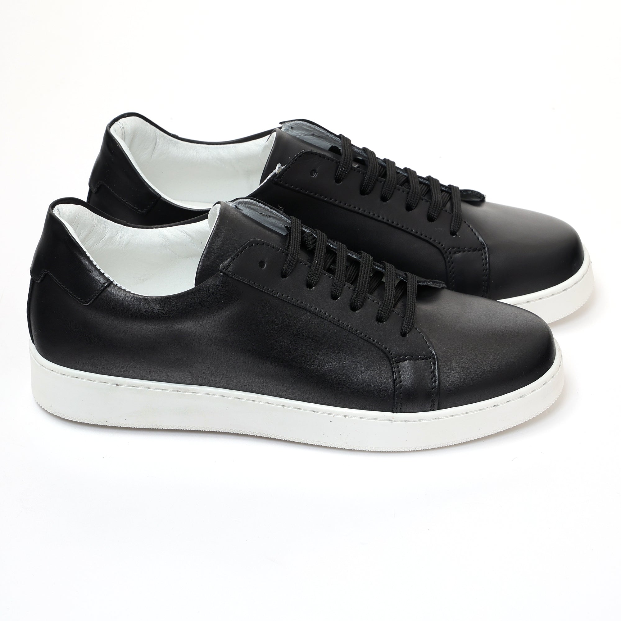 Sneakers stringate in pelle di vitello-Art.F18FDOGOMMAVITELLO