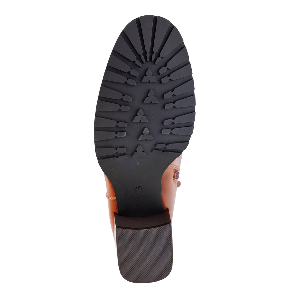Stivaletti in simil pelle con tacco comodo quadrato- Art.CHC323