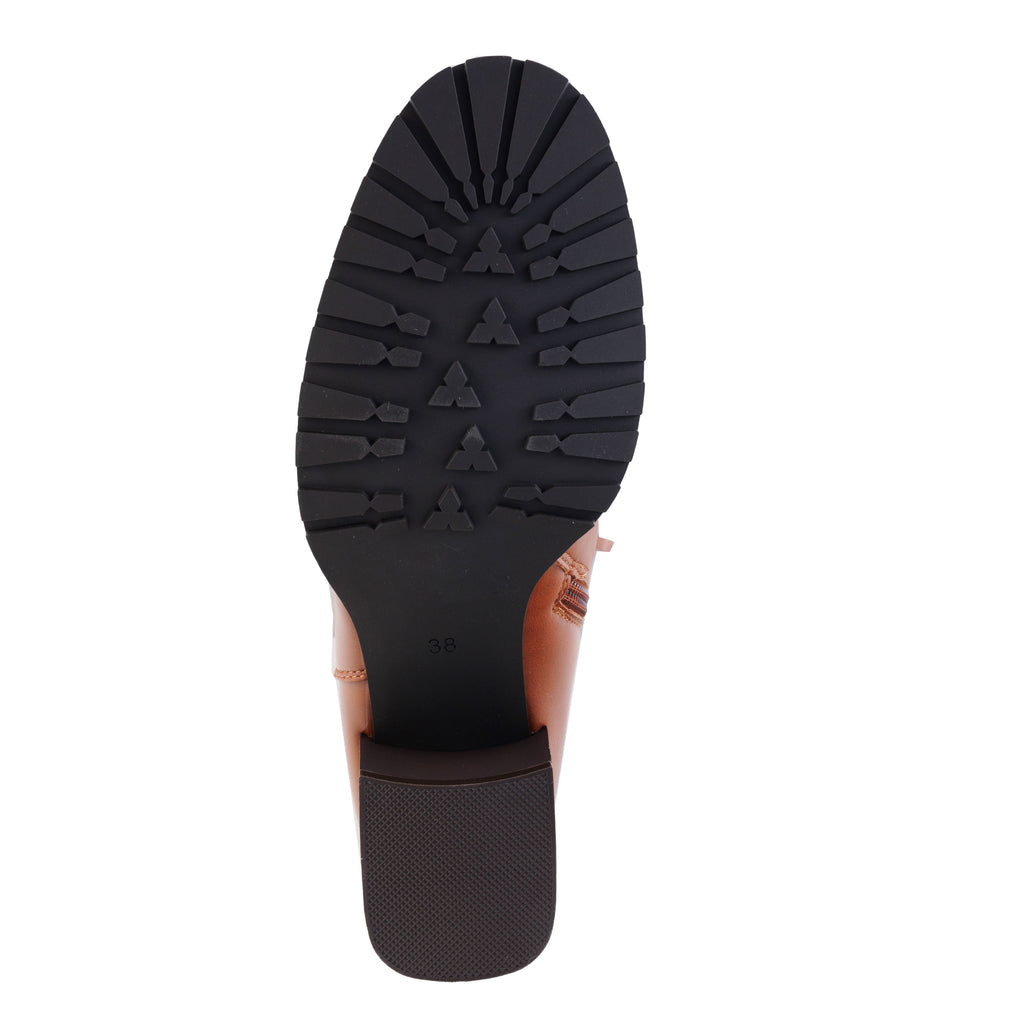 Stivali in simil pelle con tacco comodo e fascia elastica laterale- Art.CHC325