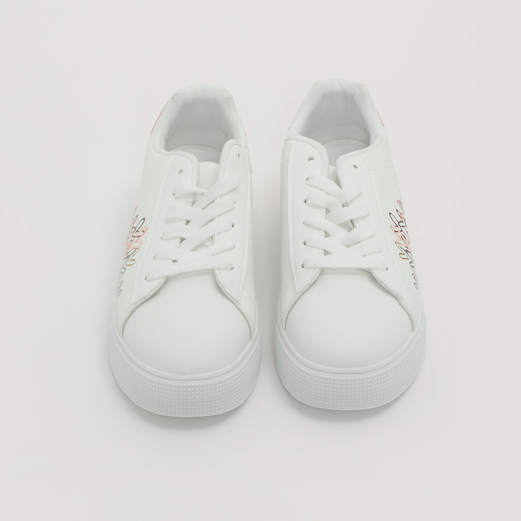 Sneakers in simil pelle con ricamo laterale- Art.BK513