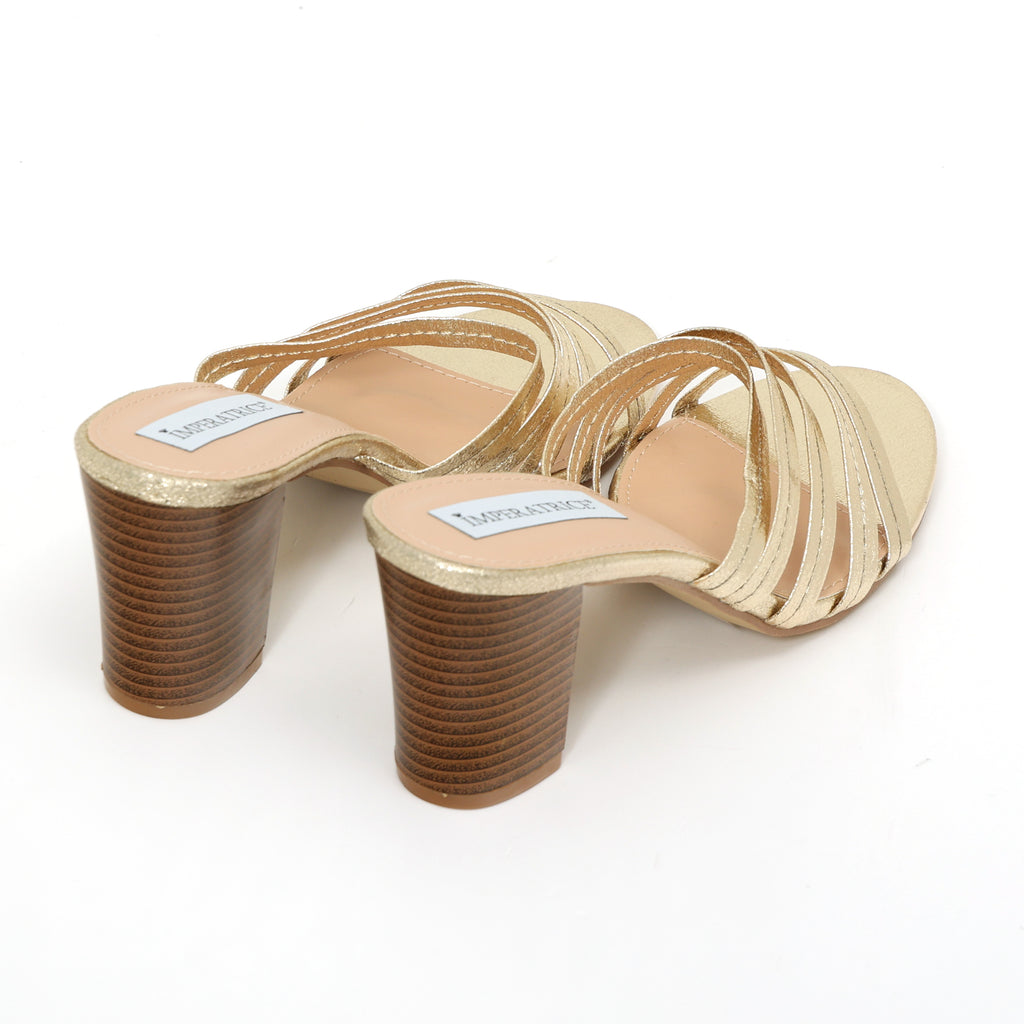 Sandali in simil pelle laminata con tacco comodo- Art.BK008