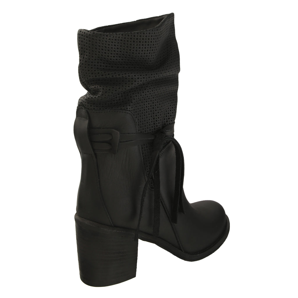 Stivaletti in vera pelle di vitello con tacco comodo- Art.7070PELLEF14SS24