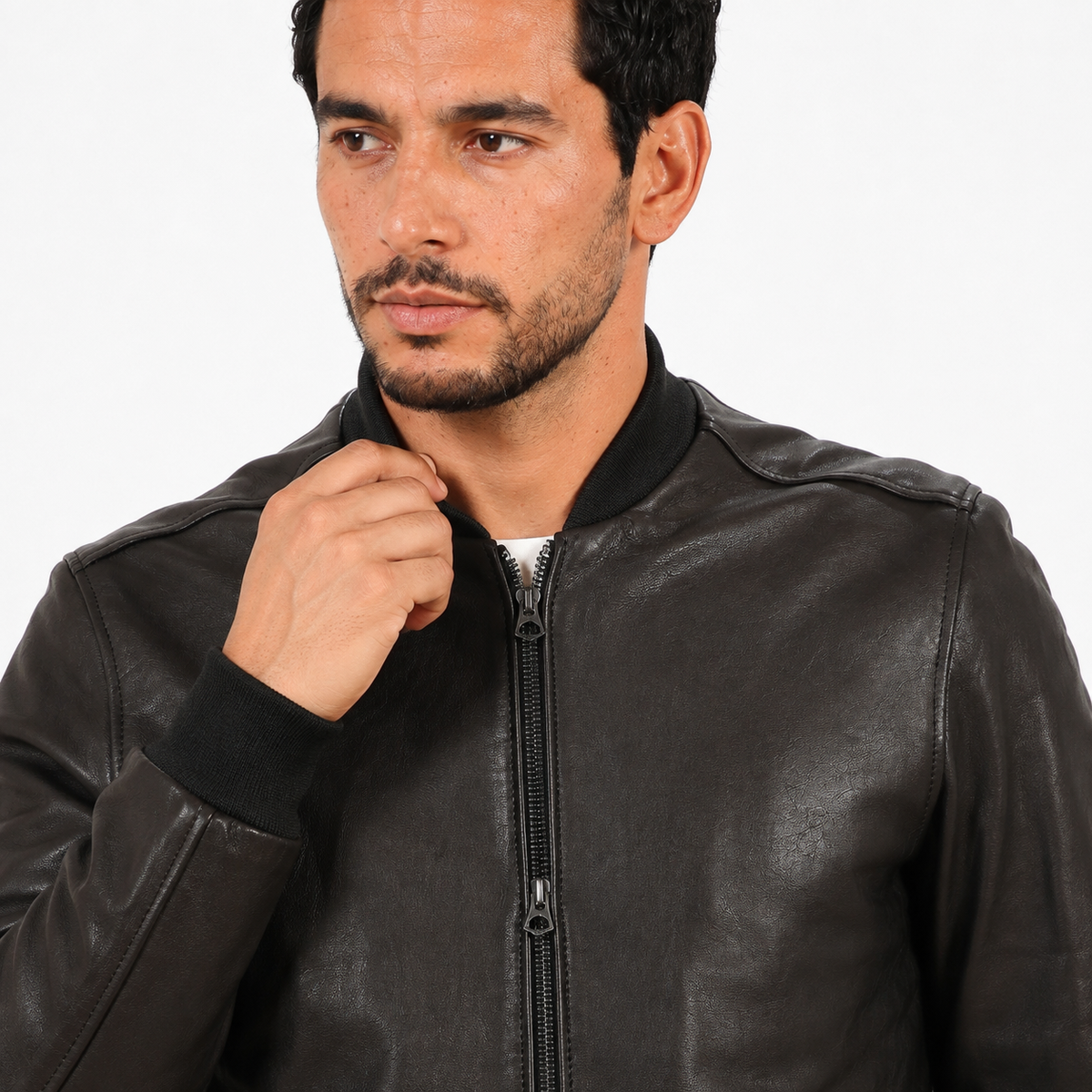 Giubbino in vera pelle di vitello rifinizione vegetale Nero -Slim Fit-Art.XM54VEGETALE
