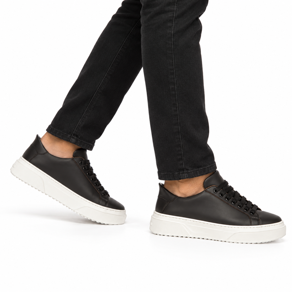Sneakers stringate in vera pelle -Art.6PELLE