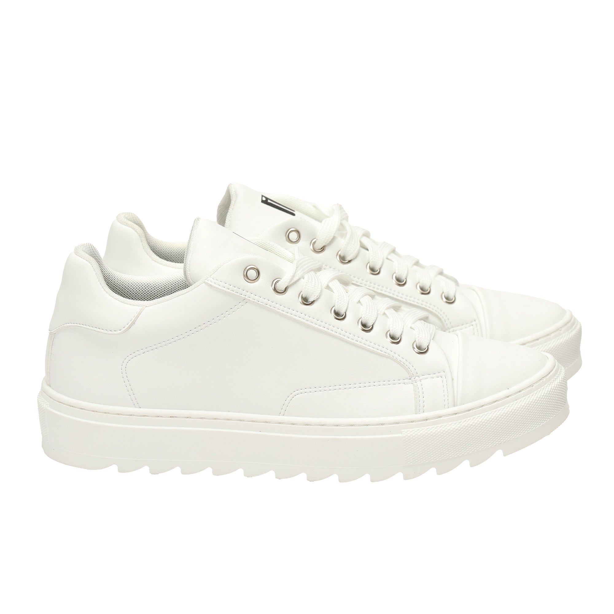 Sneakers in pelle con fondo in gomma -Art.SEVENPELLE