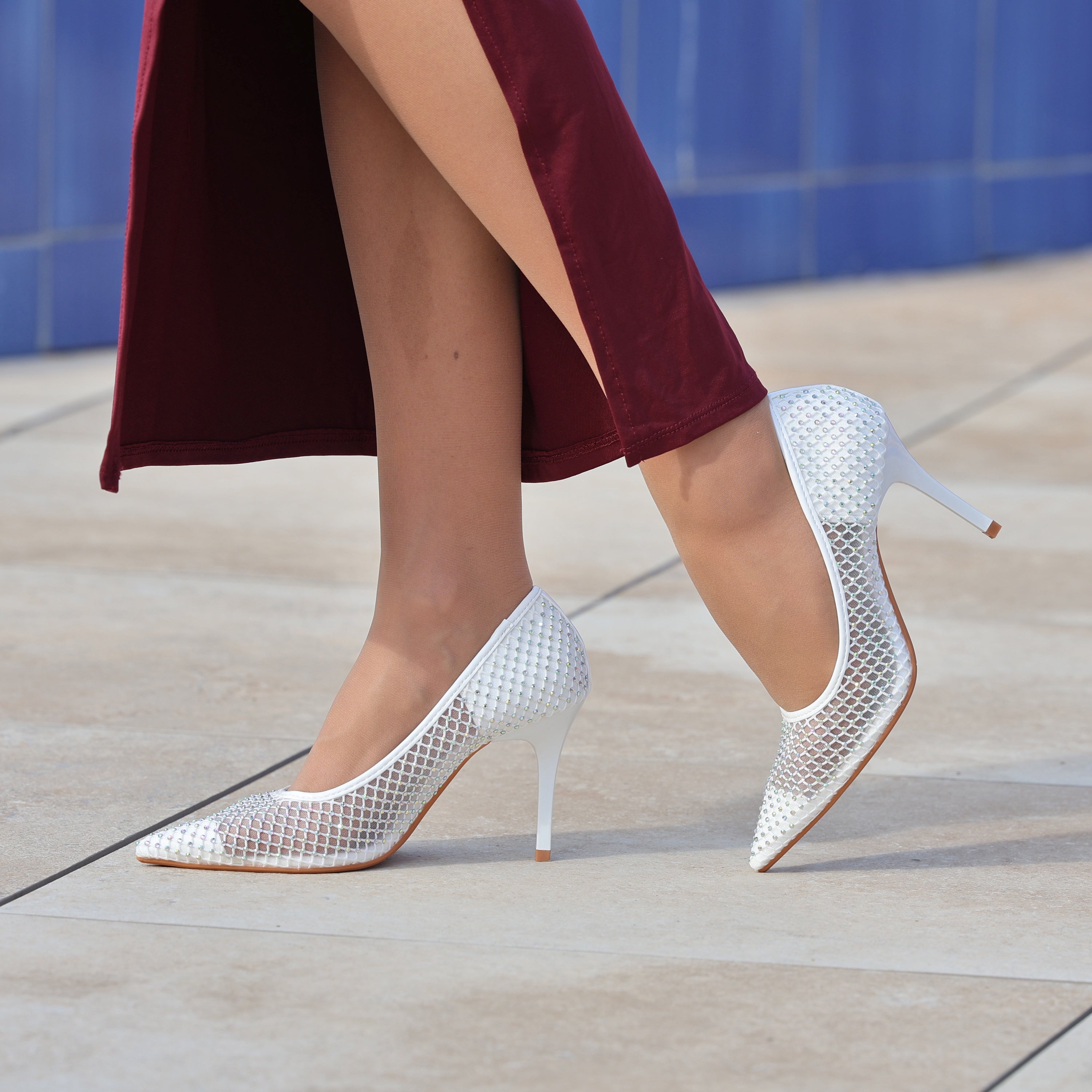 Dècolletè pumps in simil pelle con tomaia bucherellata ricoperta di strass- Art.BO251