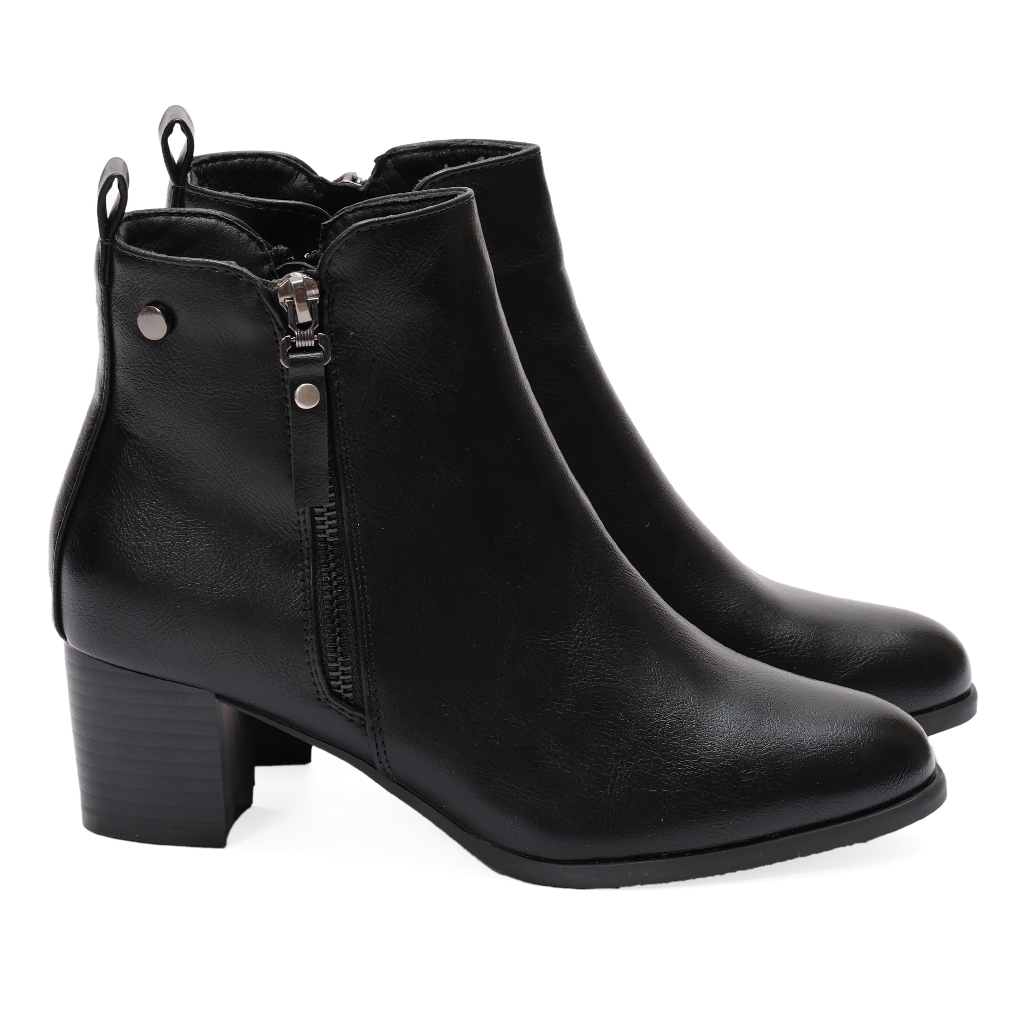 Stivaletto in simil  pelle con tacco e cintura laterale- Art.CHC268