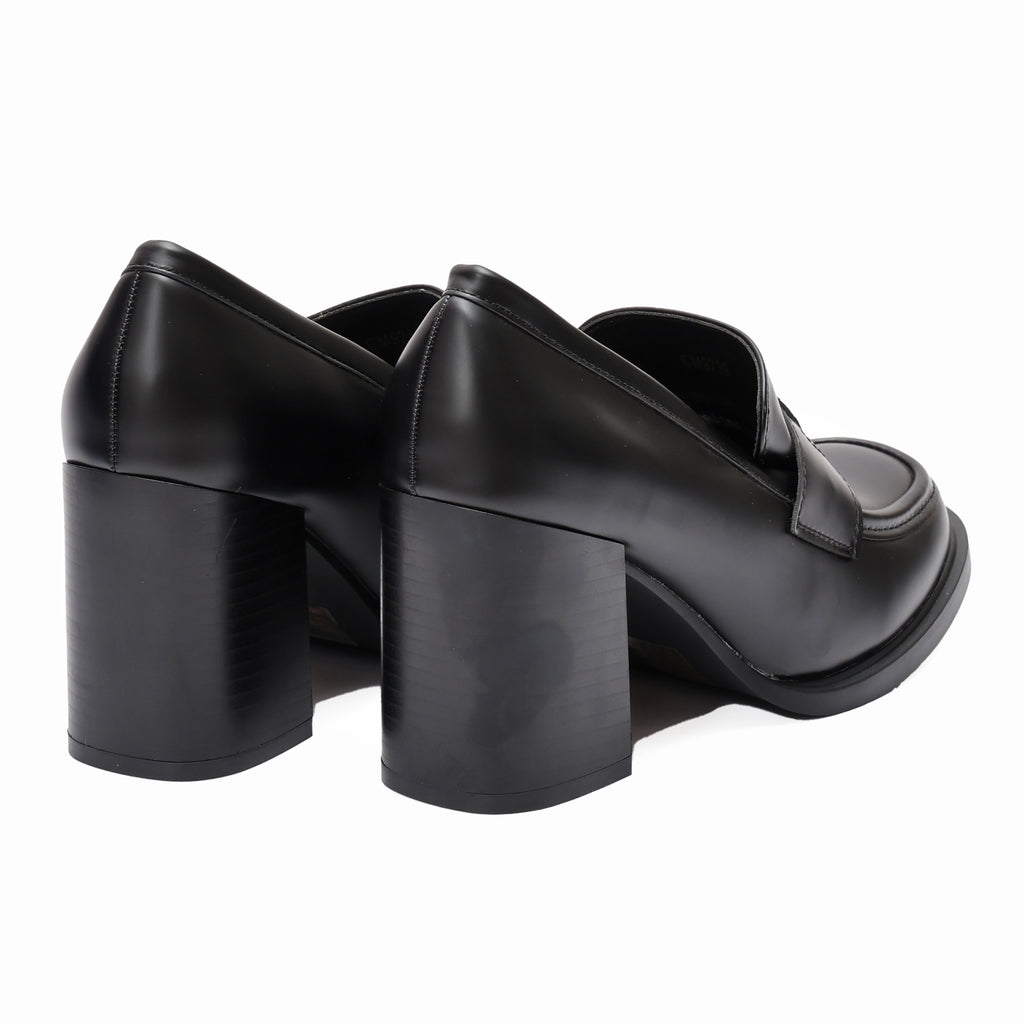 Mocassino in simil pelle con tacco- Art.9239