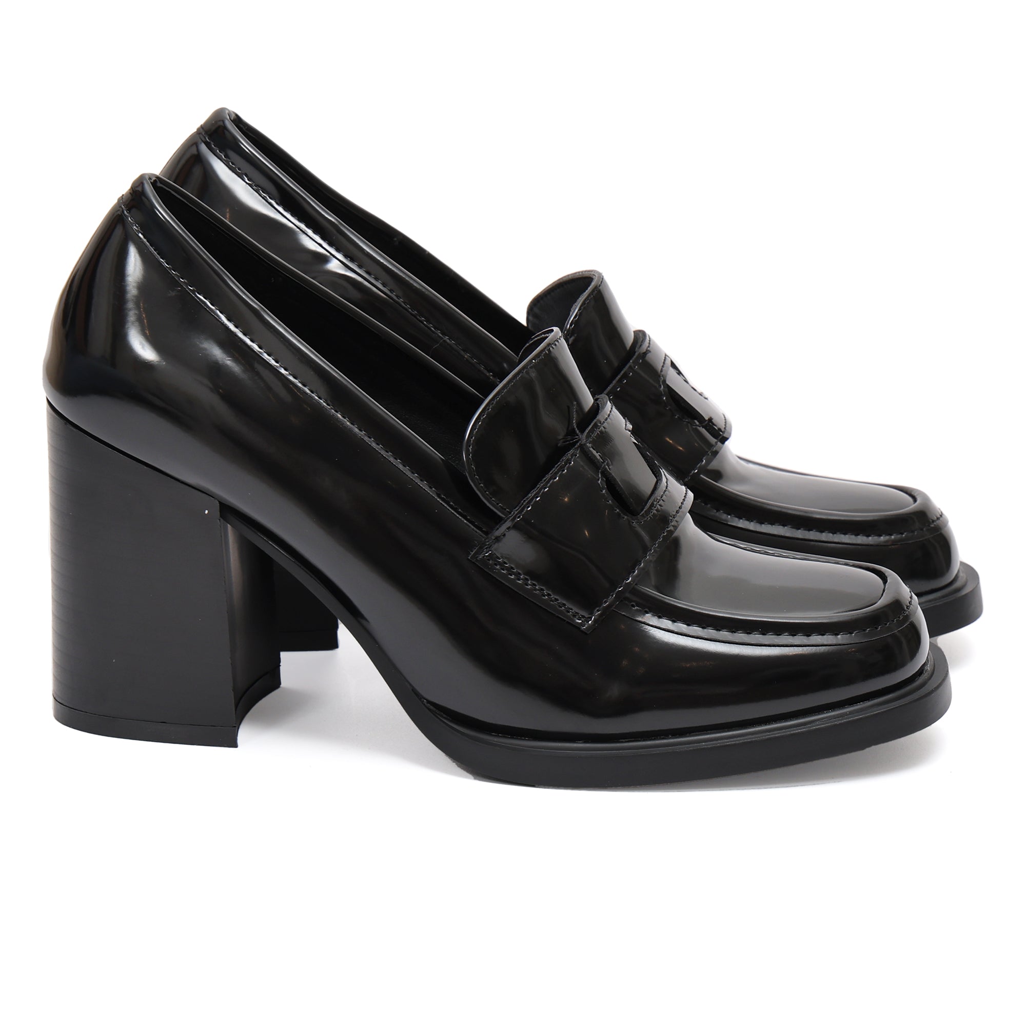 Mocassino in simil pelle con tacco- Art.9238