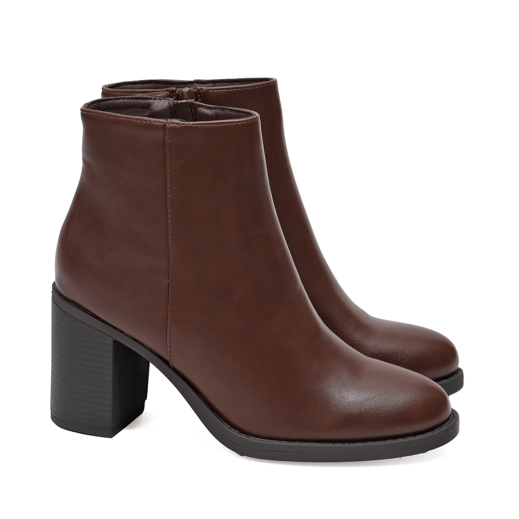 Stivaletto in simil pelle con tacco- Art.BM203