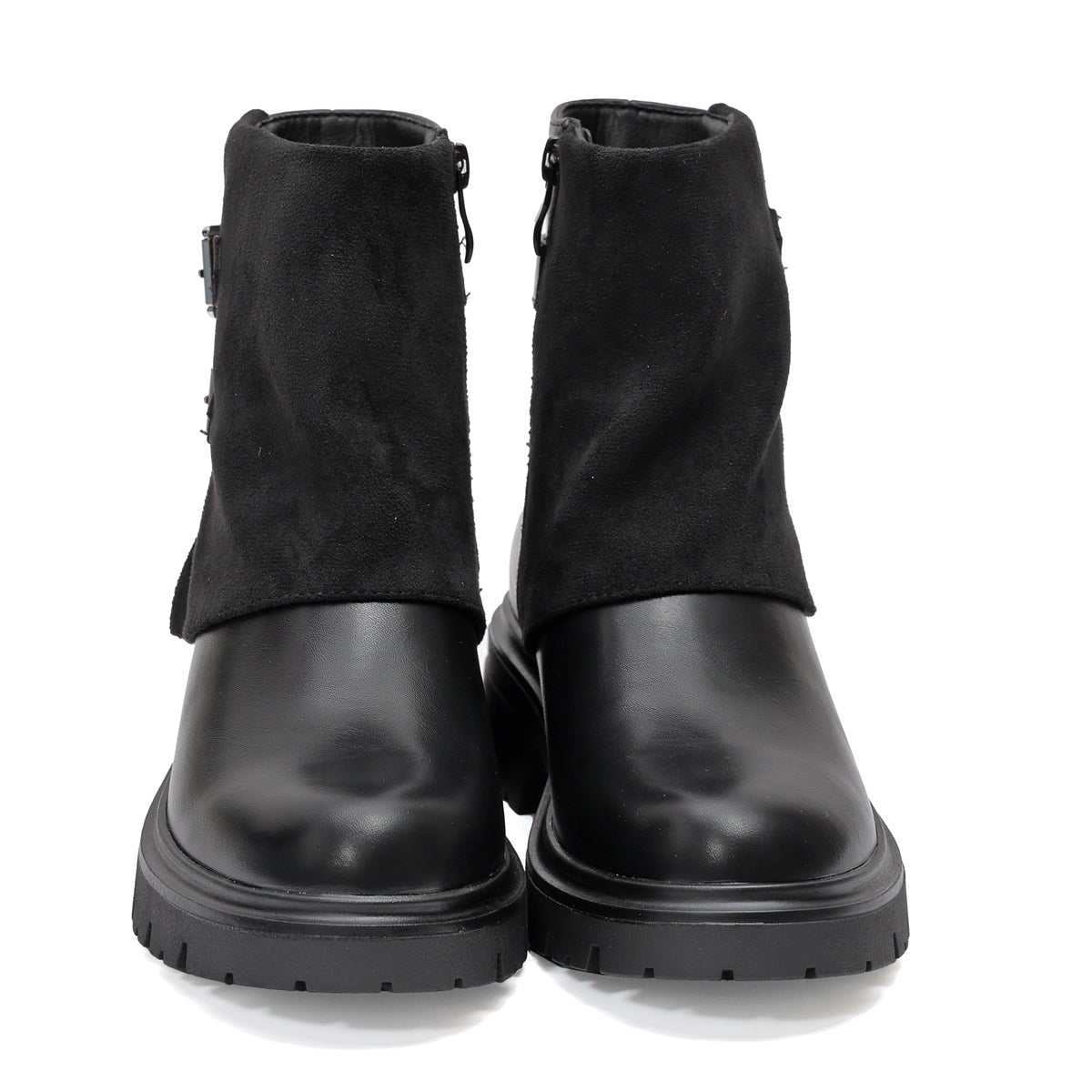 Stivaletto in simil pelle con cinturini e pelle camosciata- Art.68343