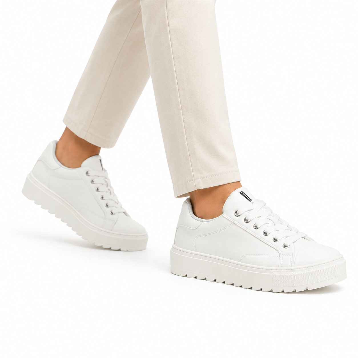 Sneakers in pelle con fondo in gomma -Art.SEVENPELLE